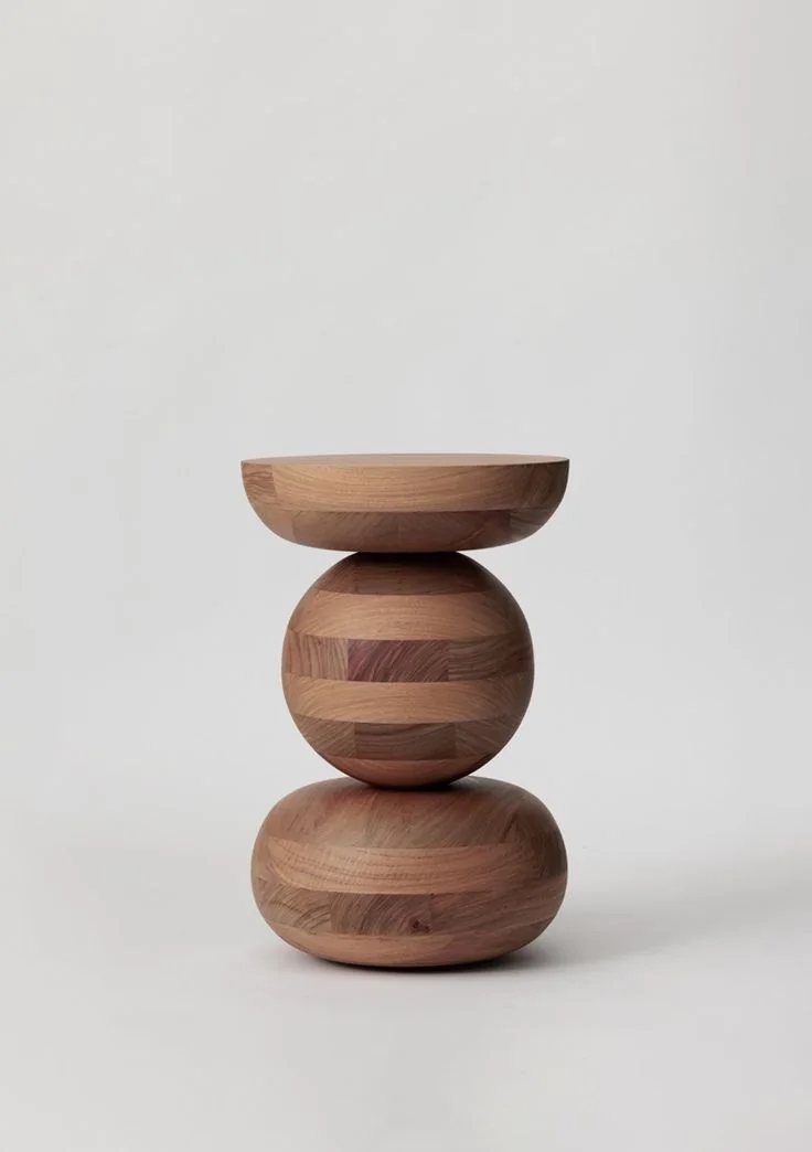 Stacked sphere stool